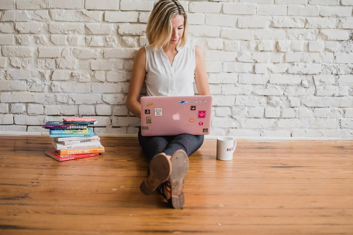 Essay Collections vs. Blogs: Which Should You Publish First?